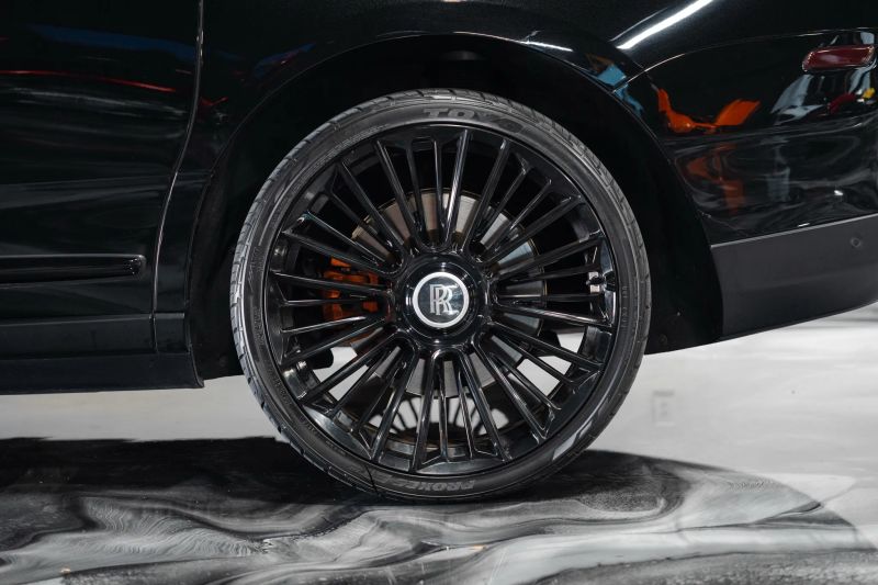 https://imagesdl.dealercenter.net/800/600/202509-35f25d7b77d0429c8c8c49c12d8460e4.jpg