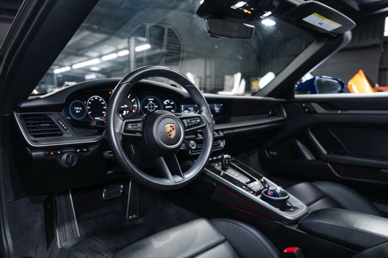 https://imagesdl.dealercenter.net/800/600/202509-36c50a72cd9e4adaae74eae8470532c2.jpg