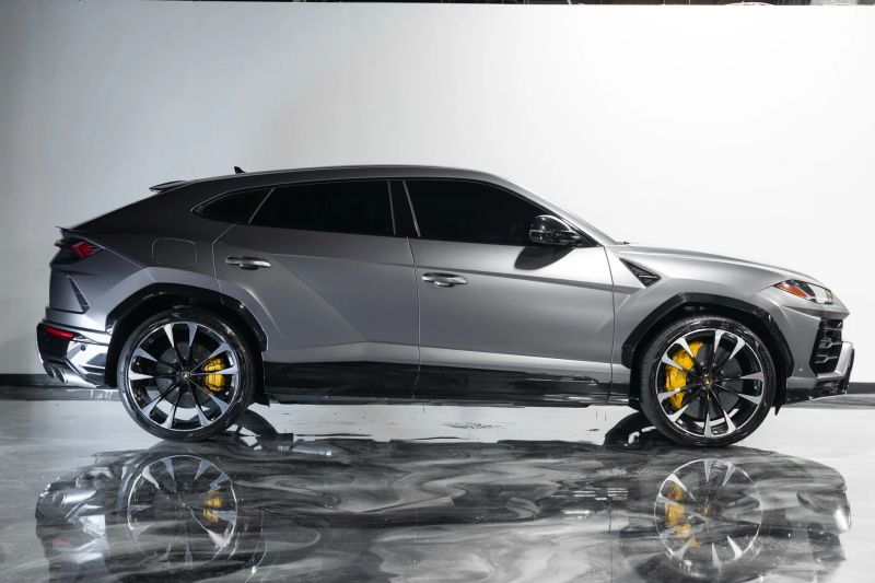 https://imagesdl.dealercenter.net/800/600/202509-396b9a3bb39f4472bf8186adfbbbd4c4.jpg