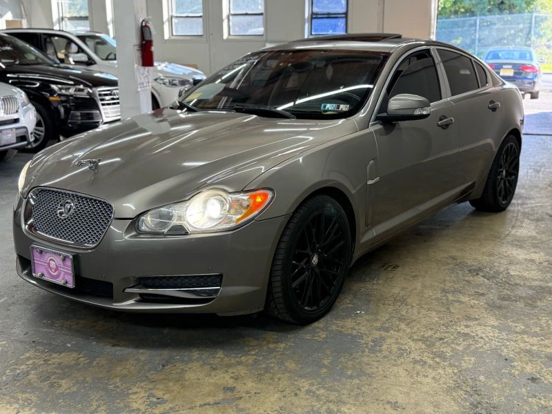 2009 Jaguar XF Premium Luxury
