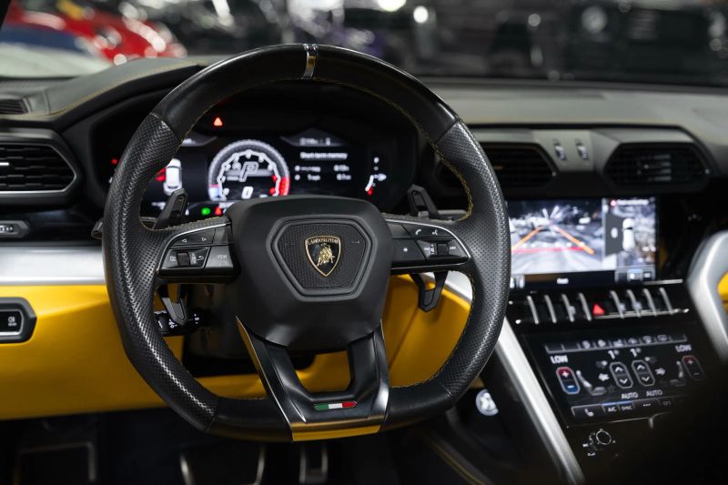 https://imagesdl.dealercenter.net/800/600/202509-6308e85144ef45c0ae4cbb4a5b1f53f9.jpg