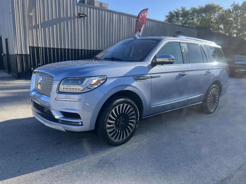 2018 Lincoln Navigator Black Label