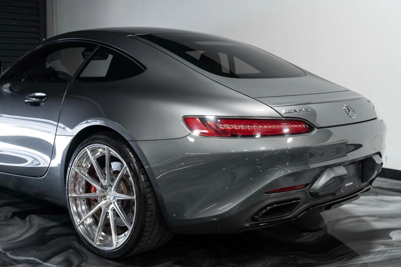 https://imagesdl.dealercenter.net/800/600/202509-64f96441587143cabbcaaa309dca5189.jpg