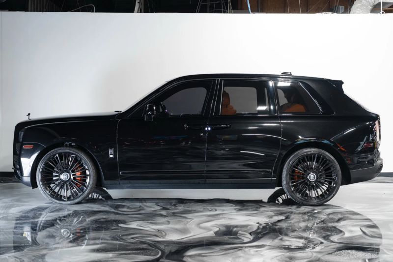 https://imagesdl.dealercenter.net/800/600/202509-6bc380c627d54833a0f2bfca50f03fb3.jpg