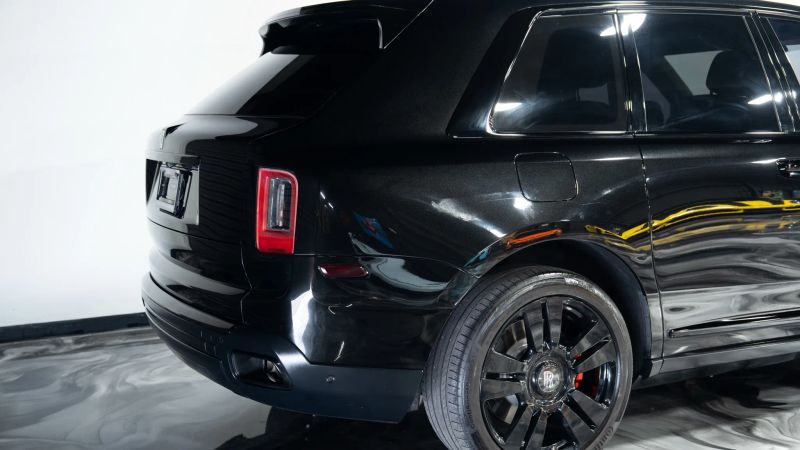 https://imagesdl.dealercenter.net/800/600/202509-7551ca46d87749868a2de094b6a38ea5.jpg