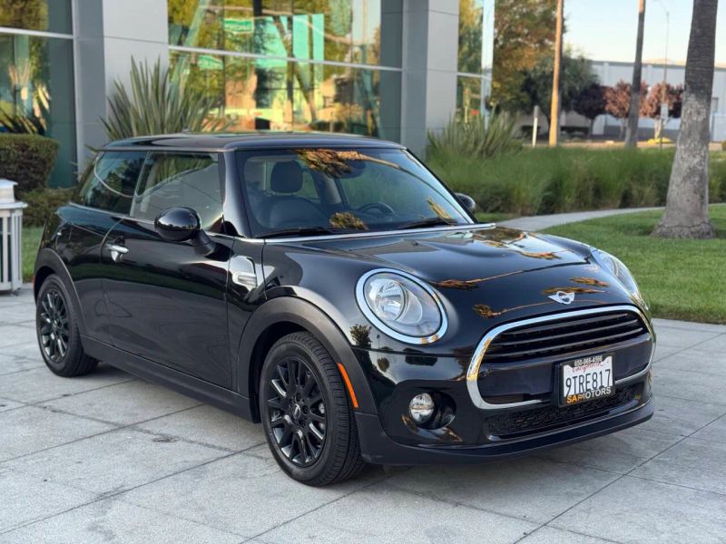 2018 MINI Hardtop Cooper