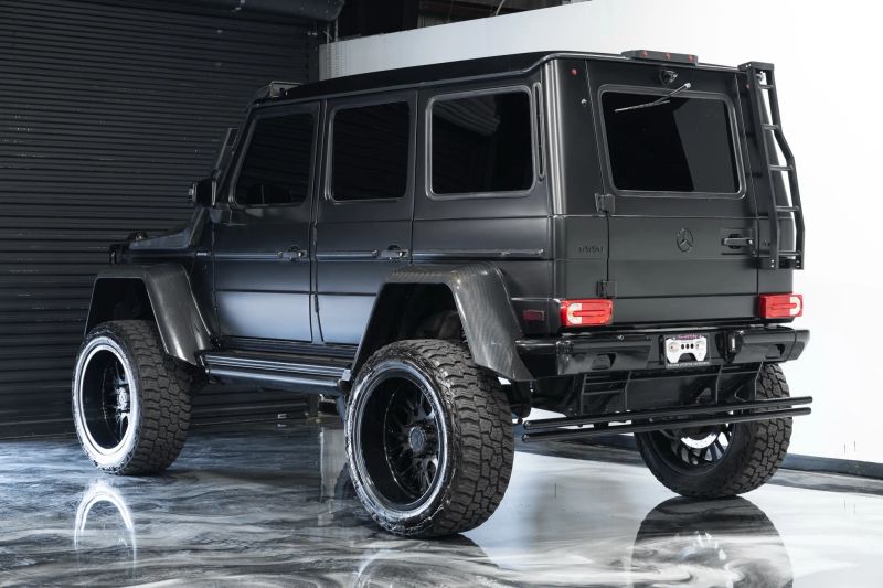 https://imagesdl.dealercenter.net/800/600/202509-77d4f4b734d54498bb8a5a787db16437.jpg