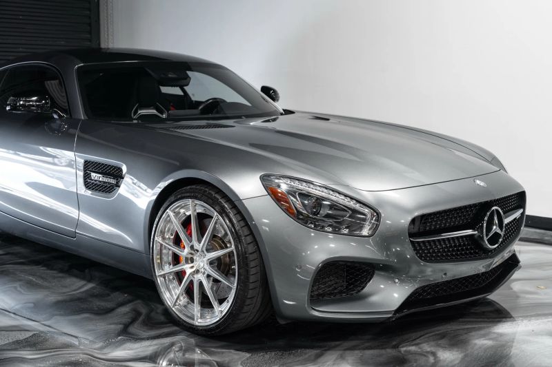 https://imagesdl.dealercenter.net/800/600/202509-79dffc994a074b219b9926a7d9c8ed54.jpg