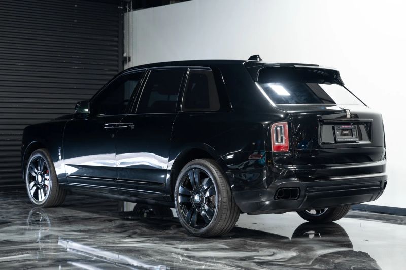 https://imagesdl.dealercenter.net/800/600/202509-7a72b81a222f49c4a34431f7f50a29c8.jpg