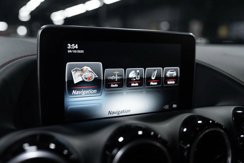 https://imagesdl.dealercenter.net/800/600/202509-8e835eaf94ab440fb7fcfd5179a0f4a0.jpg