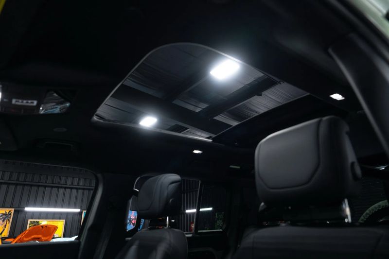 https://imagesdl.dealercenter.net/800/600/202509-a3ed8221f28b4336979a1b192c6b83d9.jpg