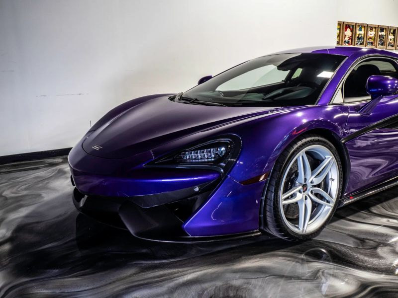 https://imagesdl.dealercenter.net/800/600/202509-a40ff166e1fe490fb6e44ce9db95f28c.jpg