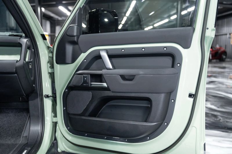 https://imagesdl.dealercenter.net/800/600/202509-a7ace88a67e24557b5c1fde2cdc6147d.jpg