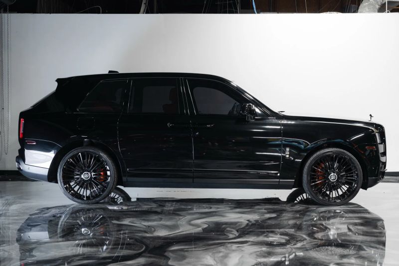 https://imagesdl.dealercenter.net/800/600/202509-b28aaf92542540039d33e8f9778b9c92.jpg