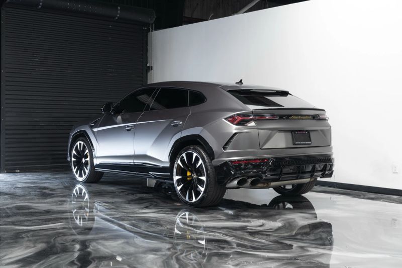 https://imagesdl.dealercenter.net/800/600/202509-b3b238bcf6fe41b0bd9784dacd34a7cf.jpg
