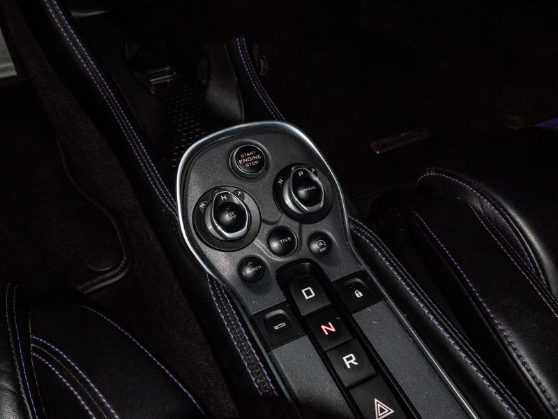 https://imagesdl.dealercenter.net/800/600/202509-b4a4d6aacf604590b8a24e43aed3bc29.jpg