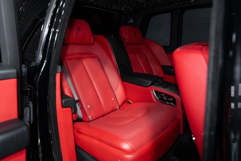 https://imagesdl.dealercenter.net/800/600/202509-bd44cc8668fe4e4fb066233befb4a4c6.jpg