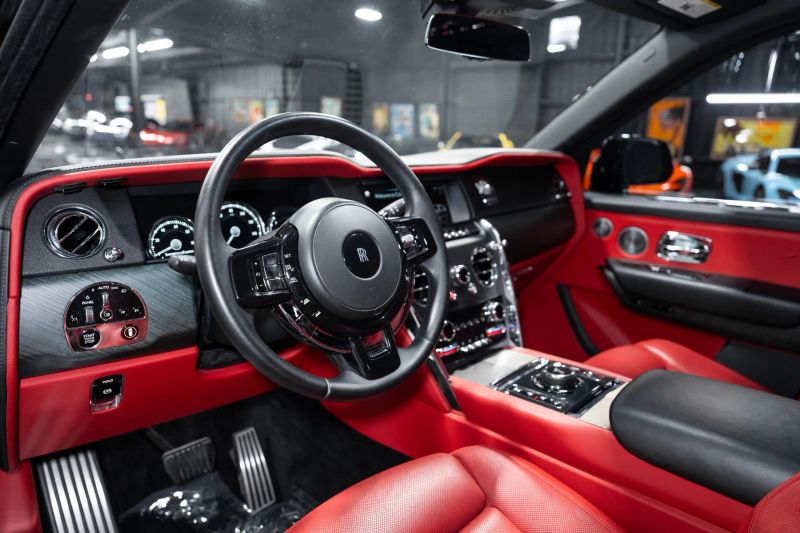 https://imagesdl.dealercenter.net/800/600/202509-dd755e7d55f94052904e8e9b28446fa6.jpg