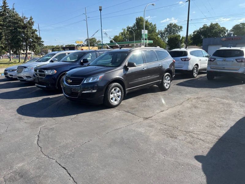 2017 Chevrolet Traverse LS