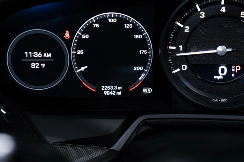 https://imagesdl.dealercenter.net/800/600/202509-e71b2eff3fbf4a3eb471d4c46771bece.jpg