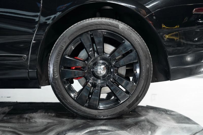 https://imagesdl.dealercenter.net/800/600/202509-e765b41a23f0478ea38dcb803d909696.jpg