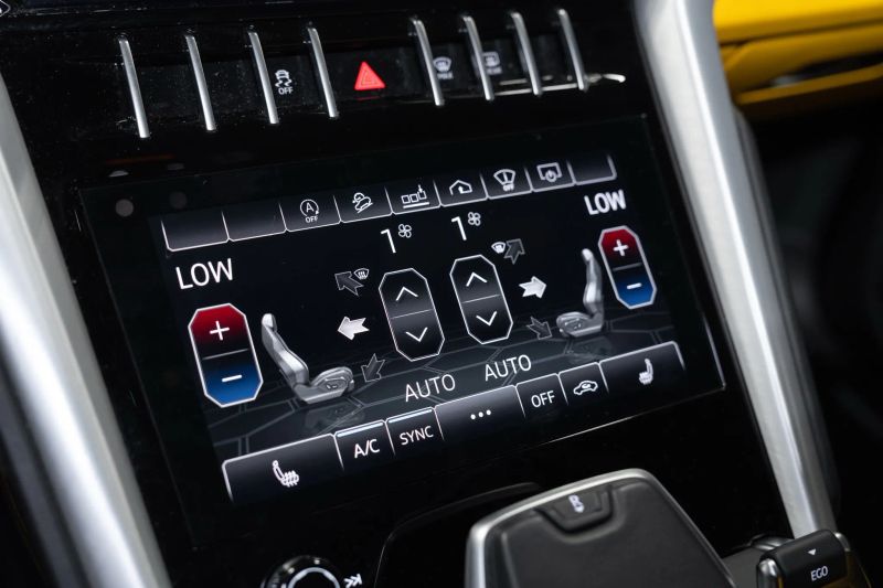 https://imagesdl.dealercenter.net/800/600/202509-ebb89858714a4b228112e660cc5c60e6.jpg