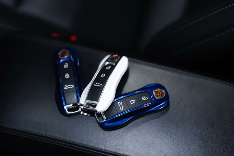 https://imagesdl.dealercenter.net/800/600/202509-ec625a21c172412d8632014976a5d064.jpg