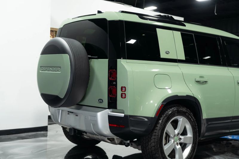 https://imagesdl.dealercenter.net/800/600/202509-ecb556177a7d423891dac6958a41567e.jpg