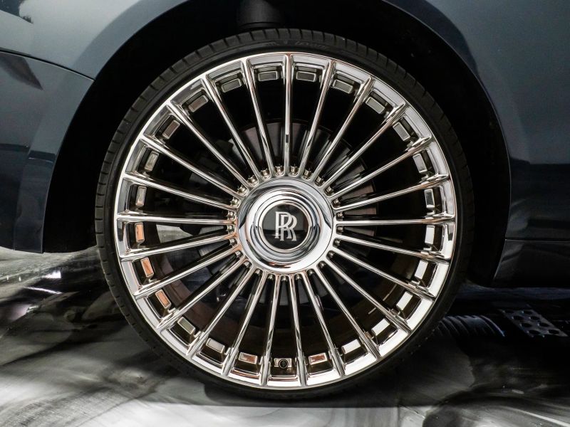 https://imagesdl.dealercenter.net/800/600/202509-f0251921f4ca431a9ee2c577ab5067e5.jpg