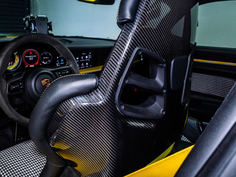 https://imagesdl.dealercenter.net/800/600/202509-f8a095cc21d64d96b86ca0eedf83ed97.jpg
