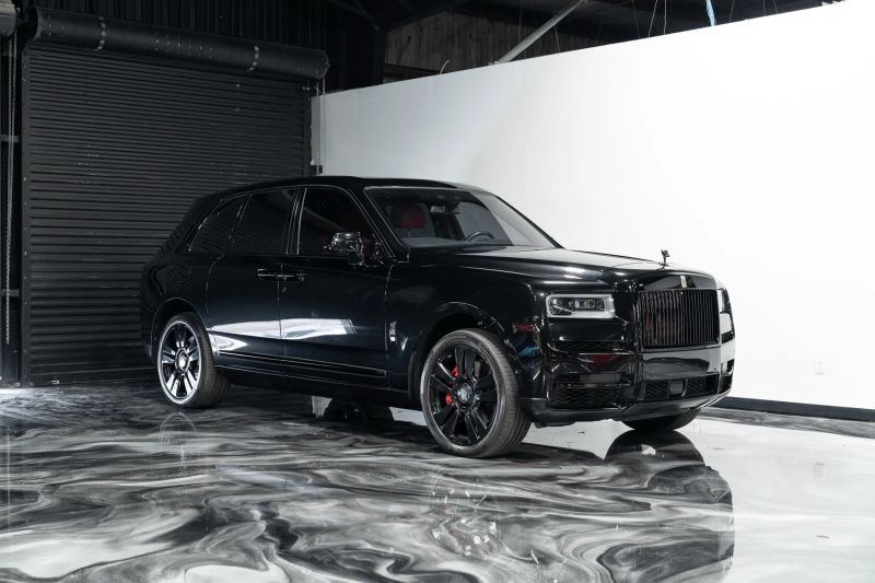 https://imagesdl.dealercenter.net/800/600/202509-ffeff933fd724463b4933339319c6922.jpg